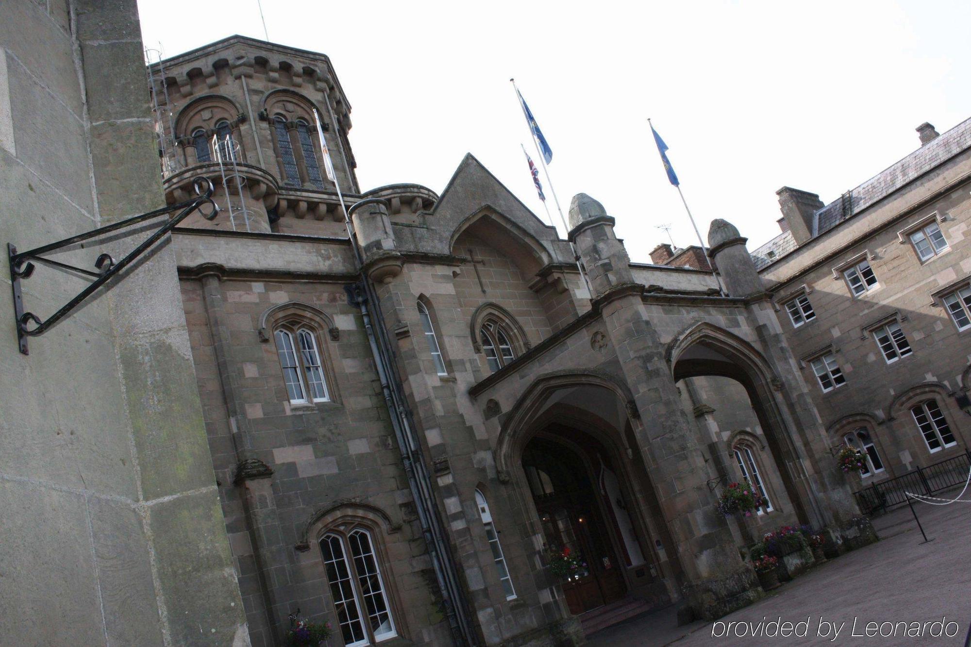 Studley Castle Hotel Exterior photo