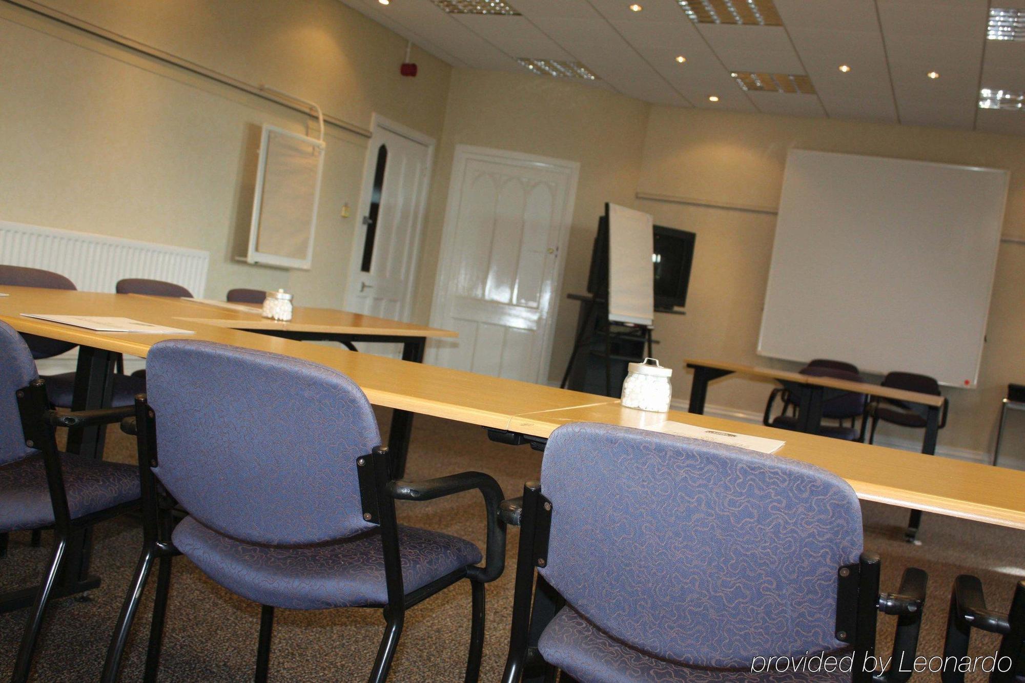 Studley Castle Hotel Business photo