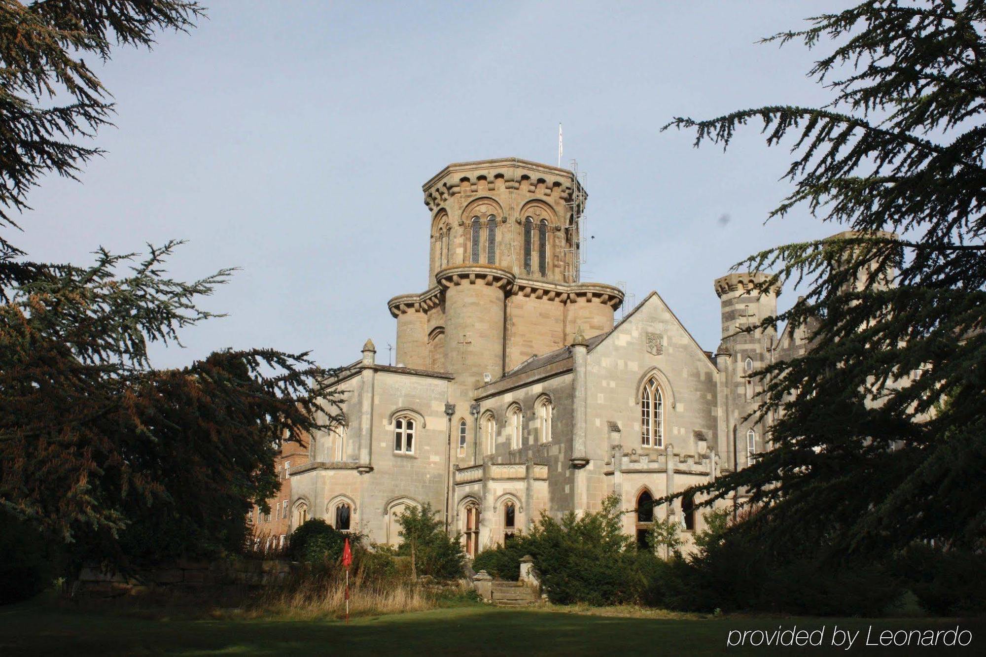 Studley Castle Hotel Exterior photo